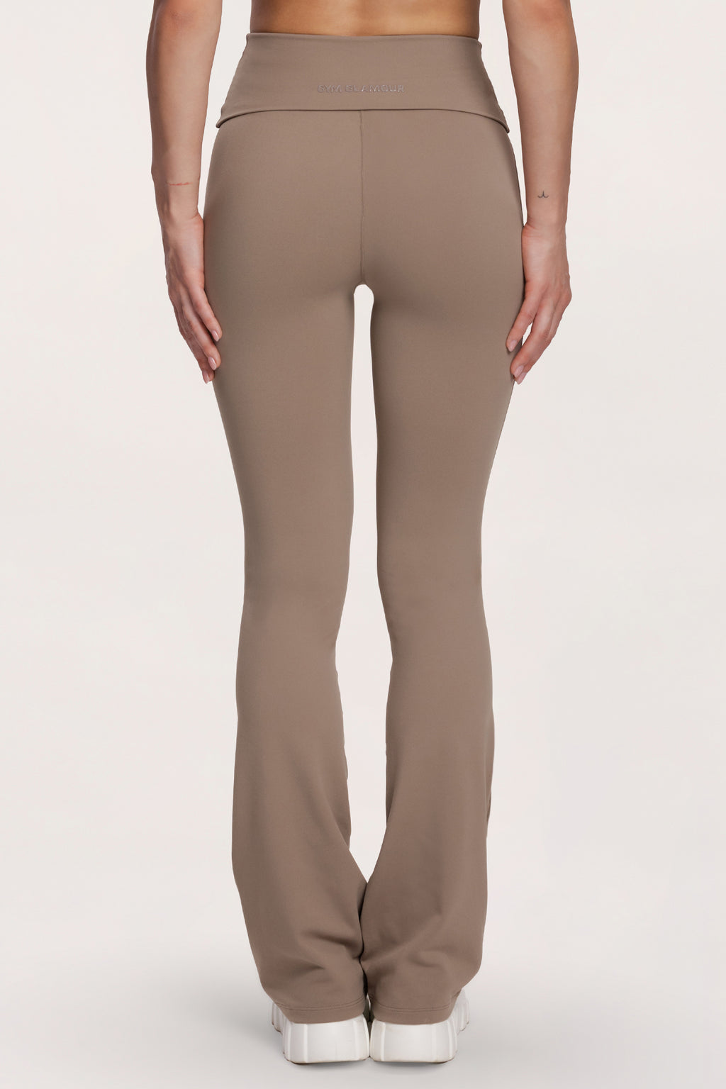 Dzwony pilates era warm beige