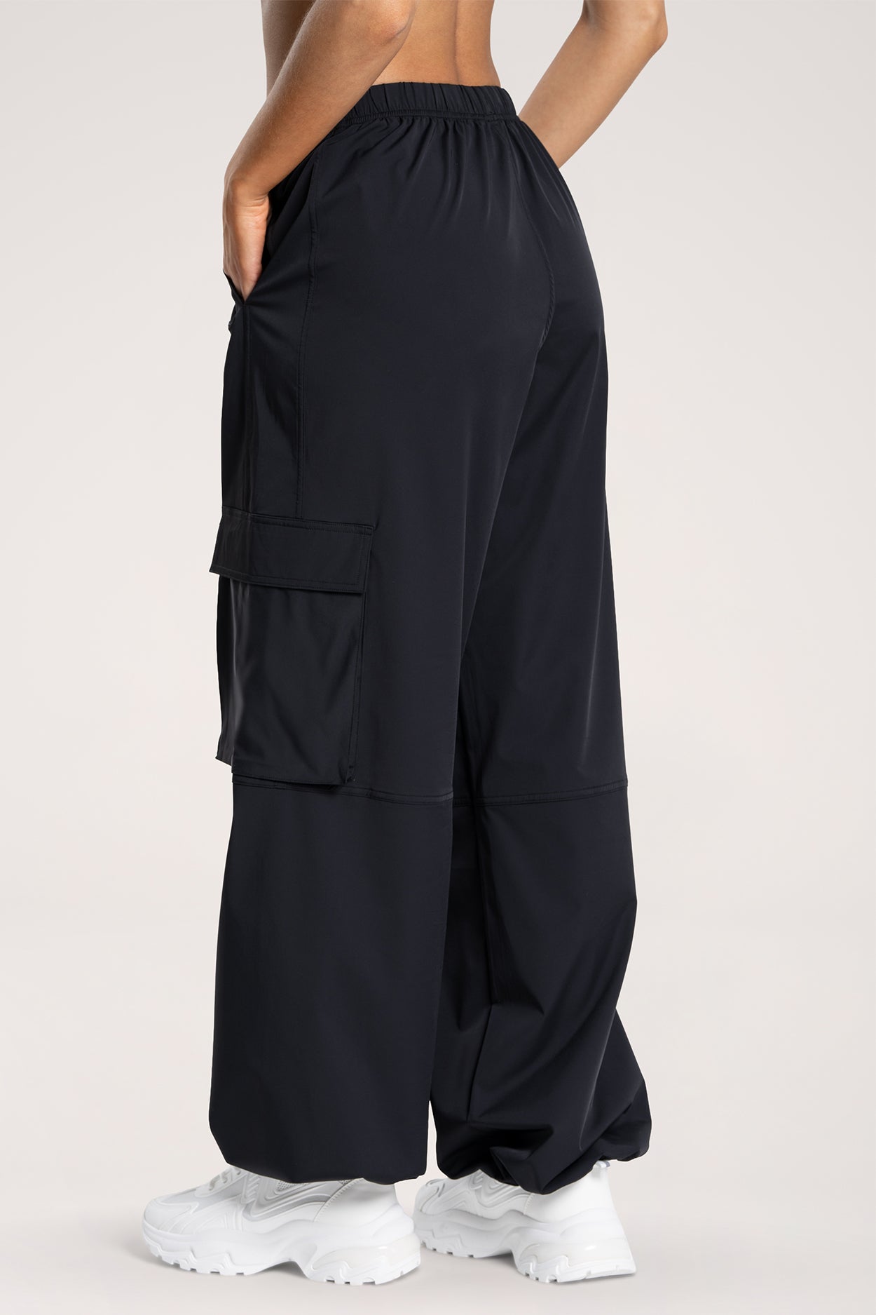 Spodnie cargo UN1FORM black