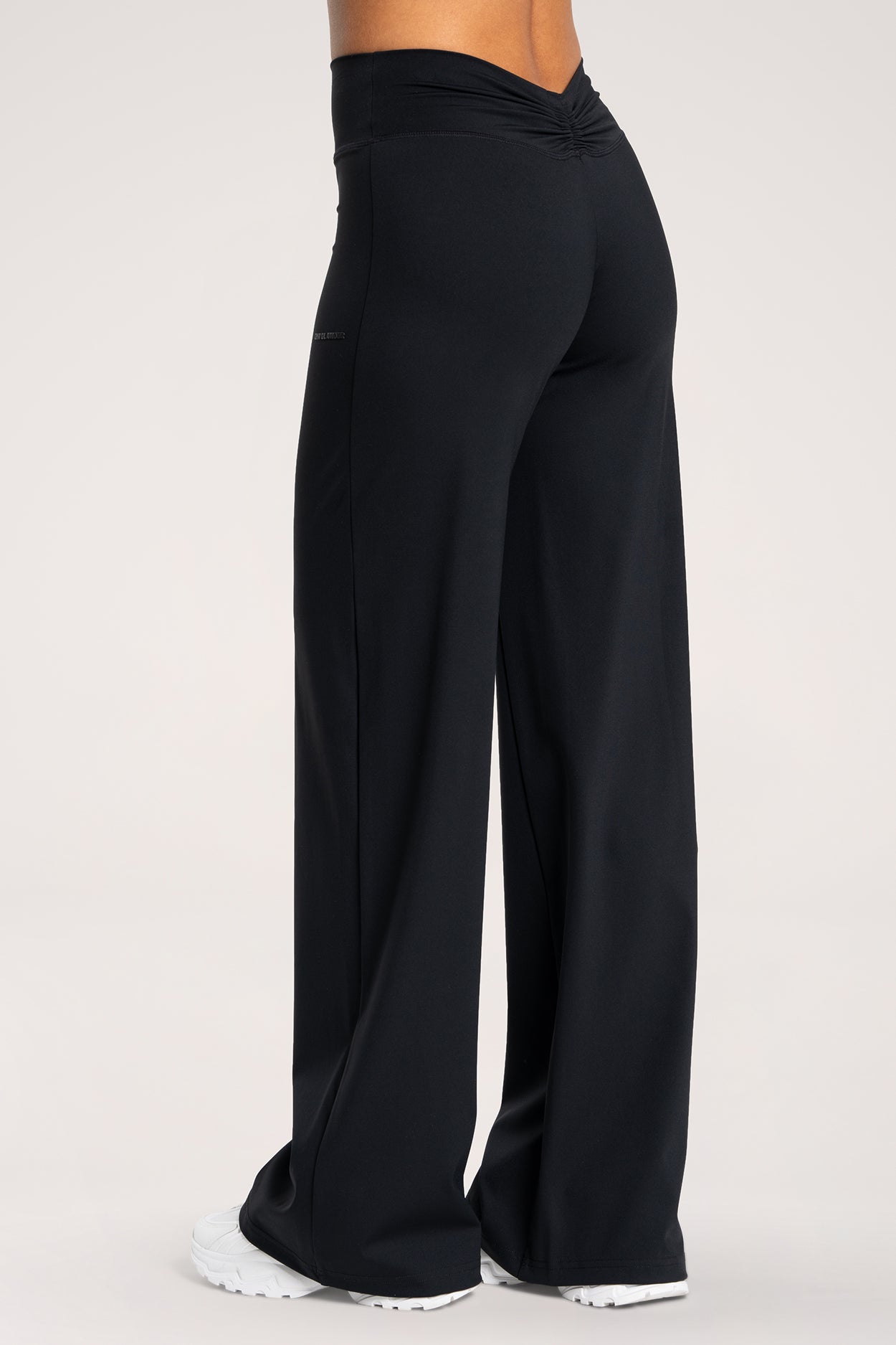 Spodnie booty tie UN1FORM black