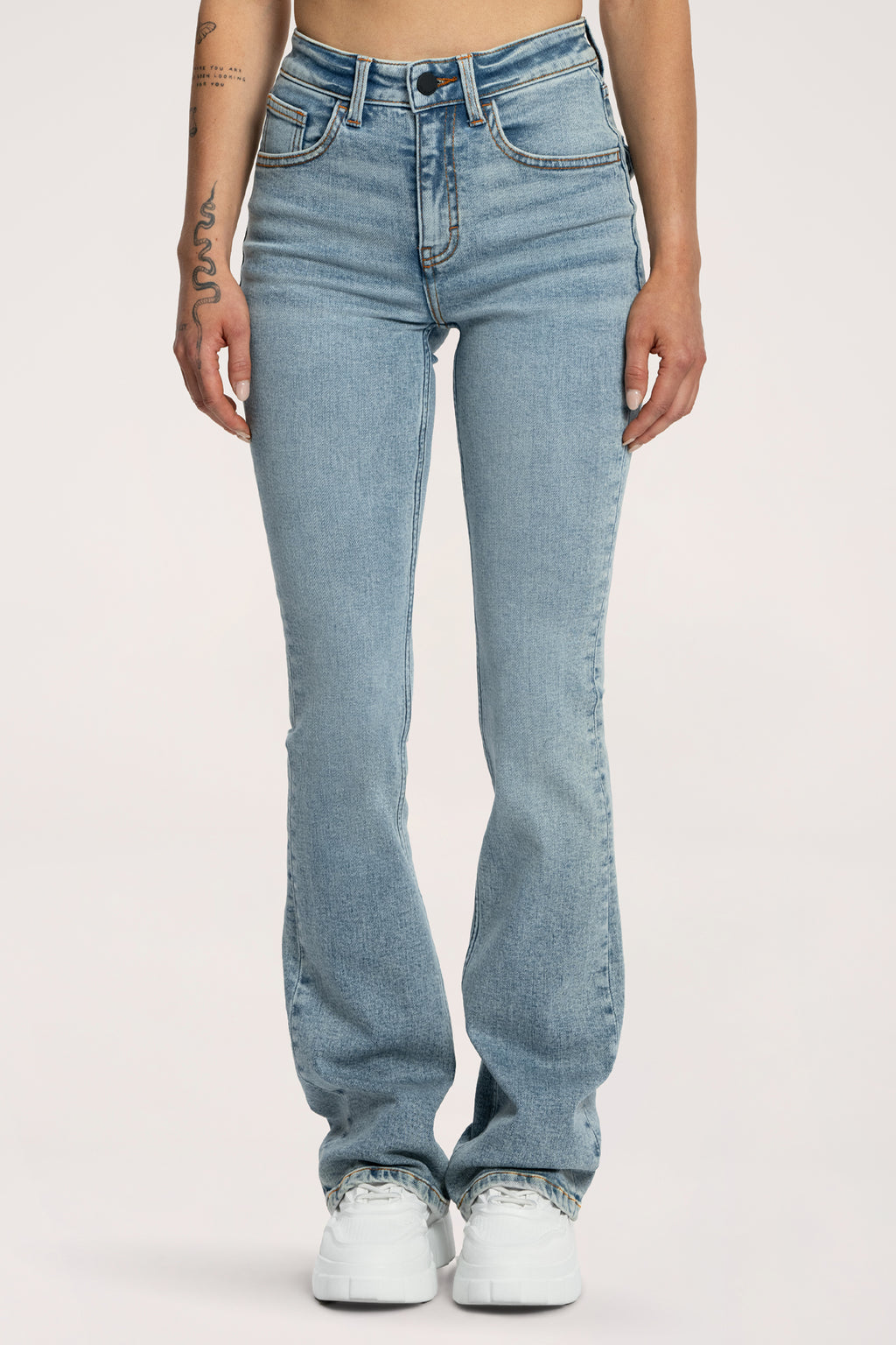 Push up flare jeans light blue