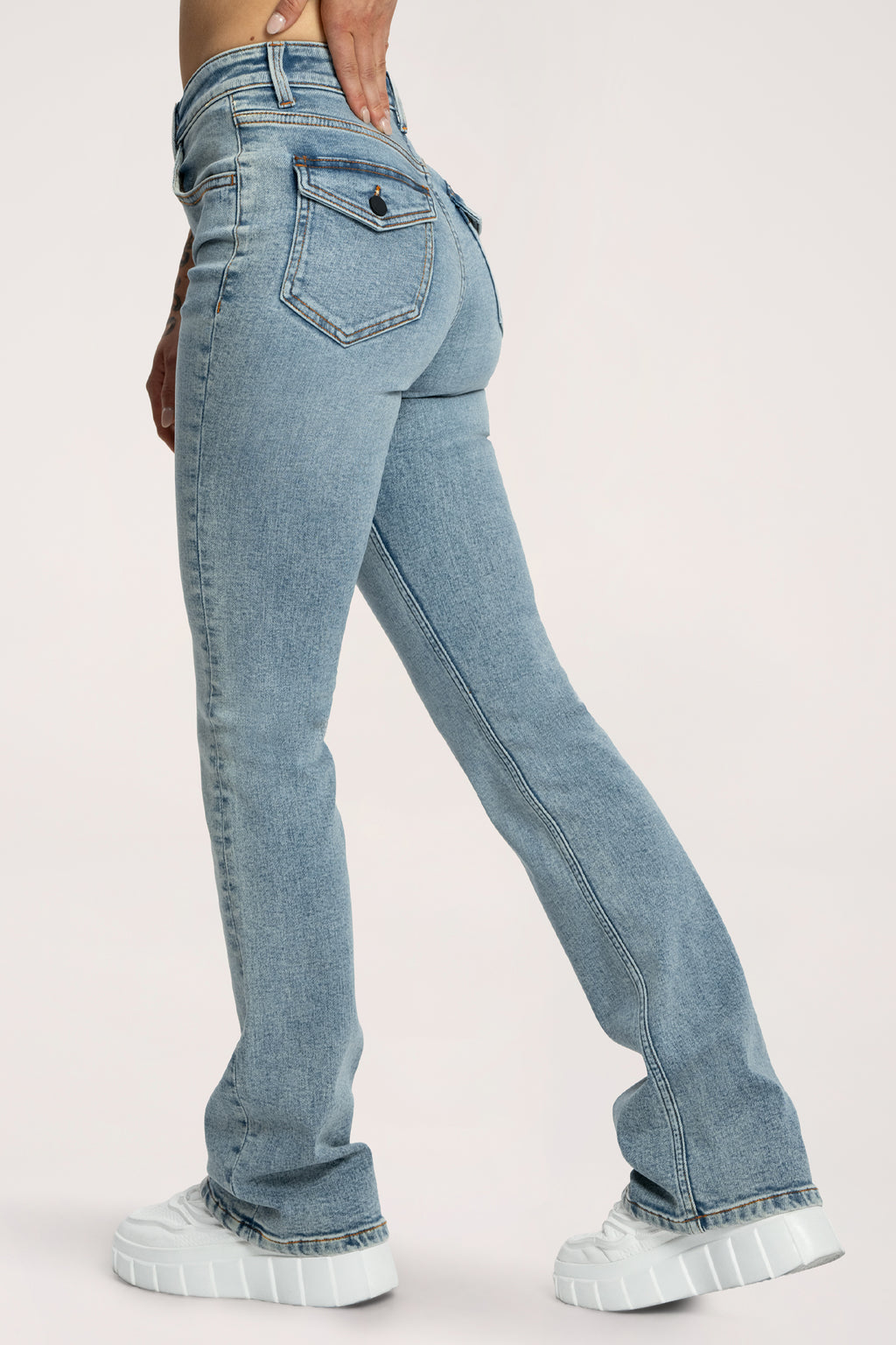 Push up flare jeans light blue
