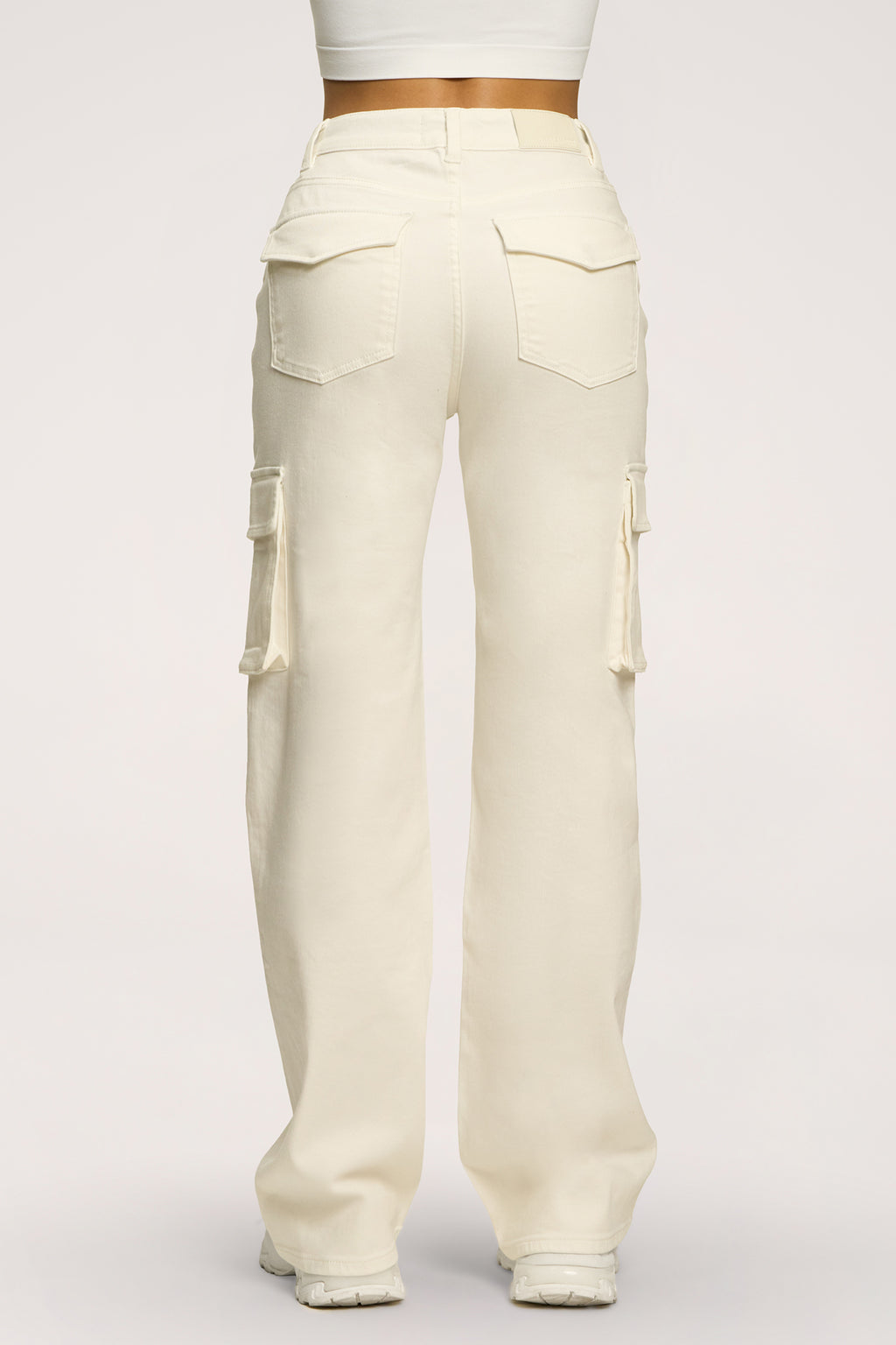 Jeansy cargo off white