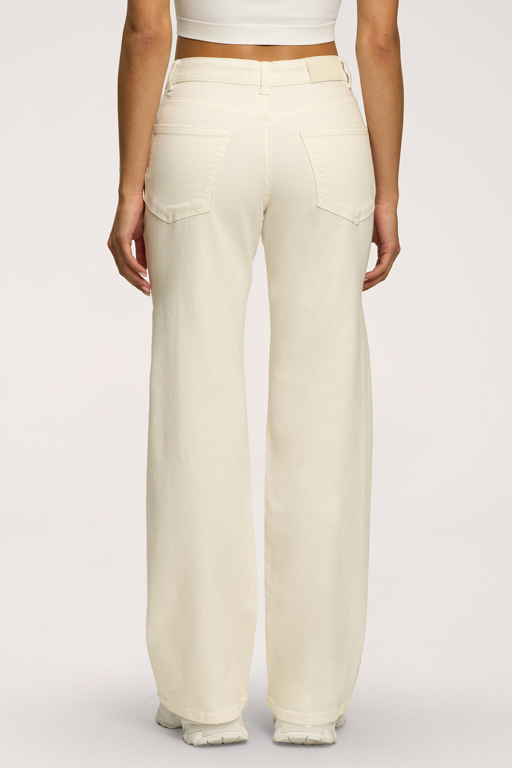 Jeansy wide z niskim stanem off white