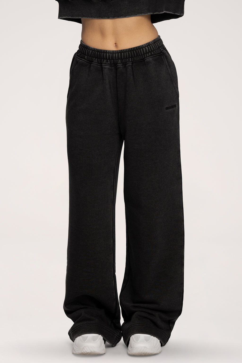 Easy Jogginghose mit geradem Bein black