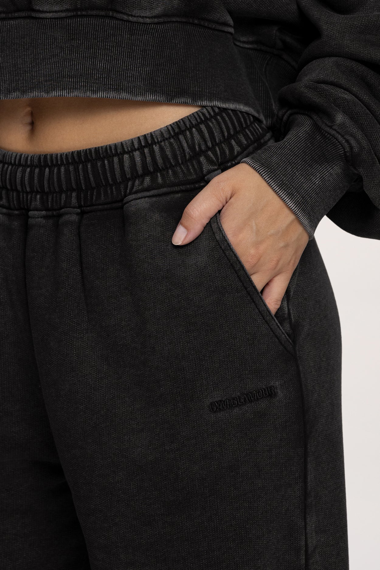 Easy Jogginghose mit geradem Bein black