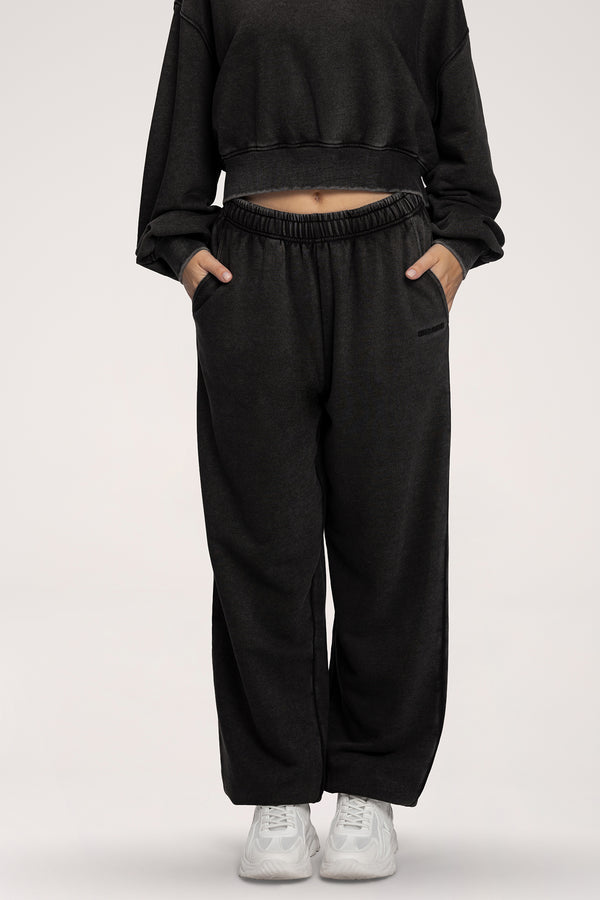 Easy Cuffed Sweatpants black