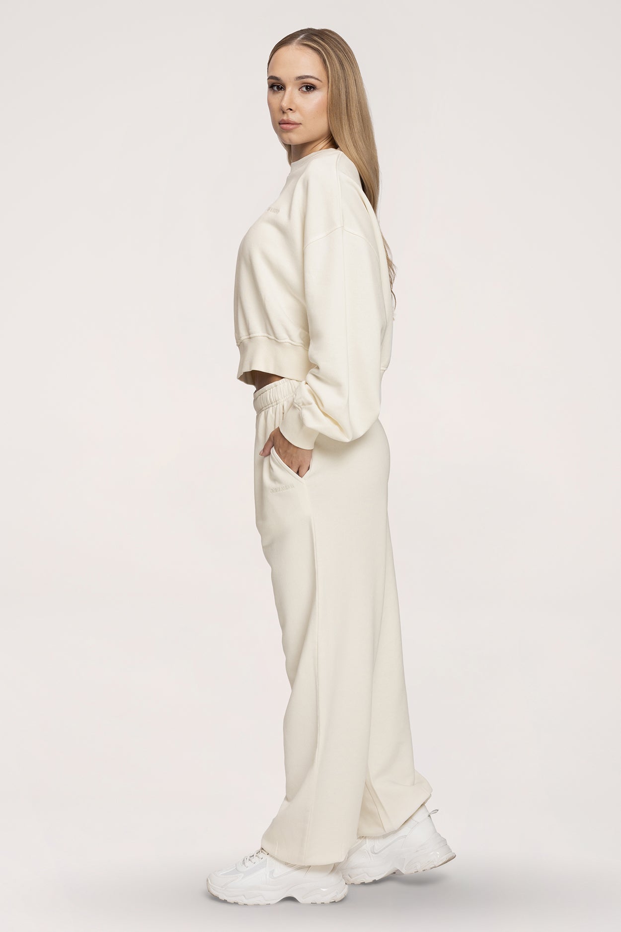 Easy Cuffed Sweatpants off white