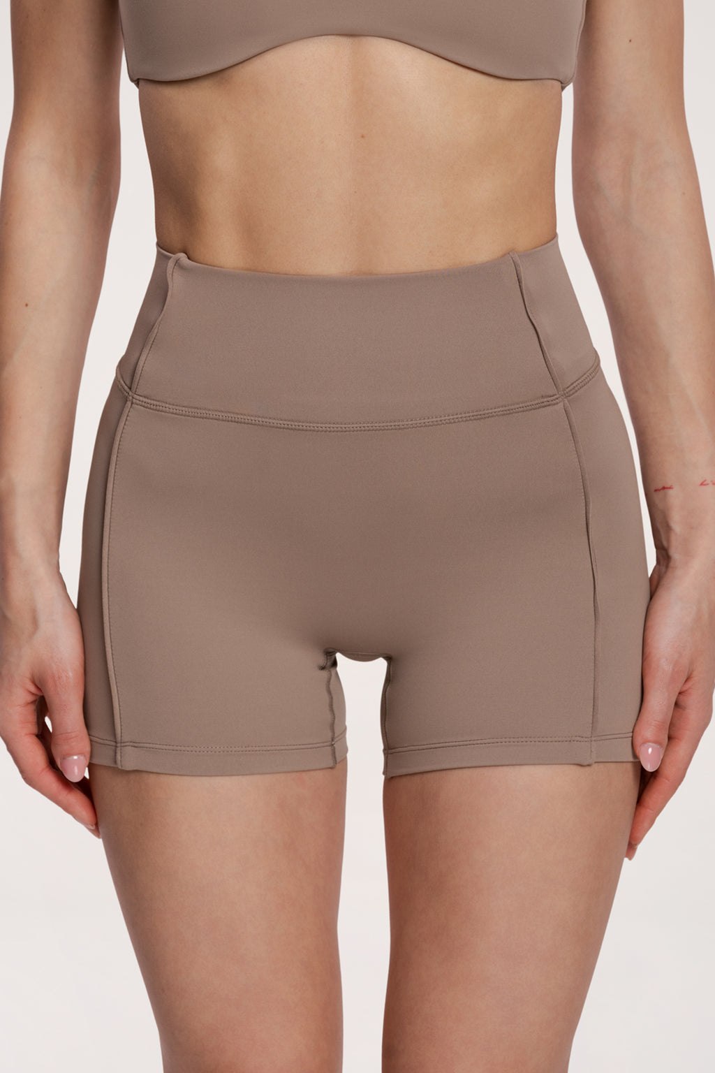 Spodenki pilates era warm beige