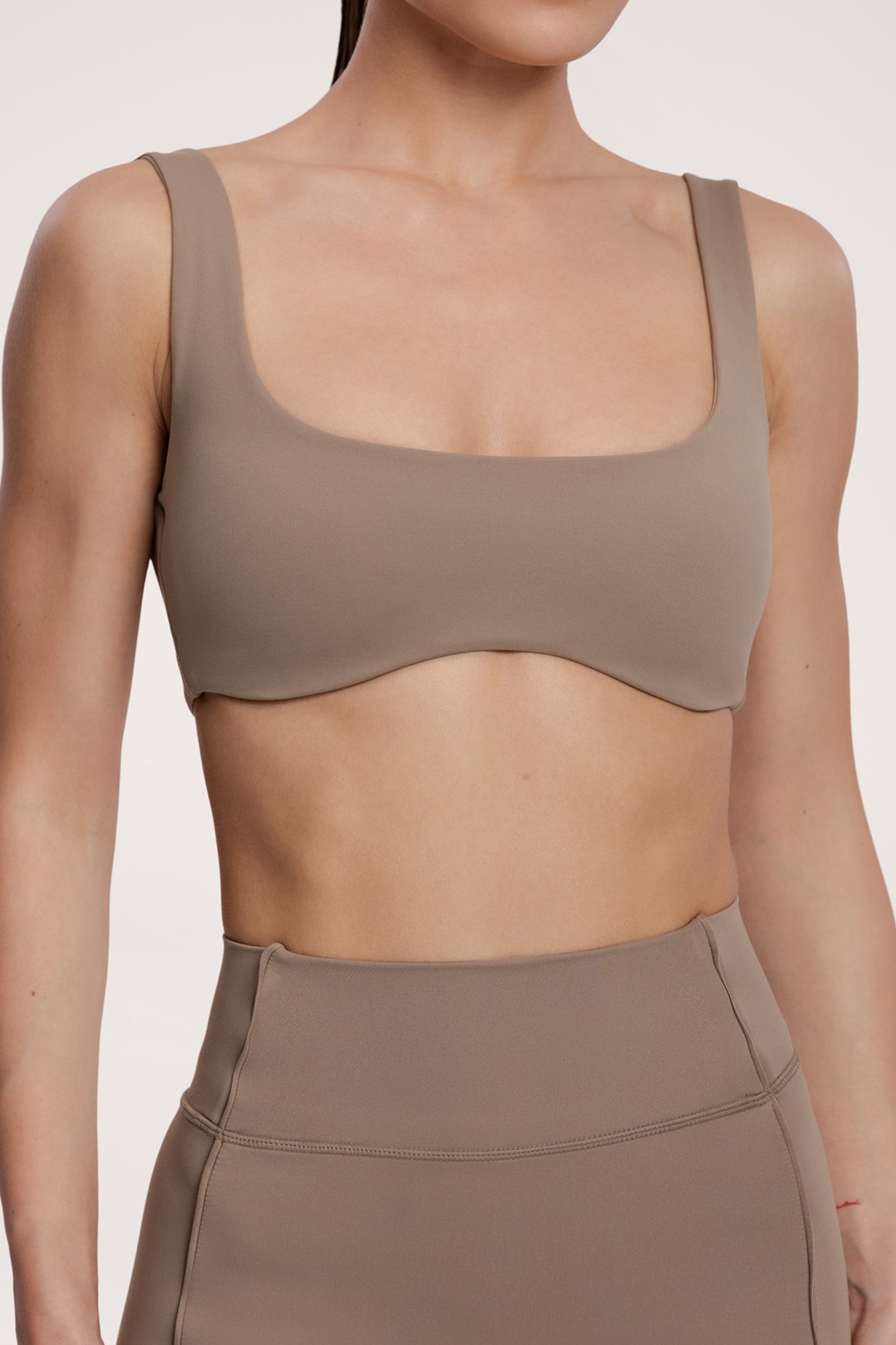 Biustonosz pilates era warm beige