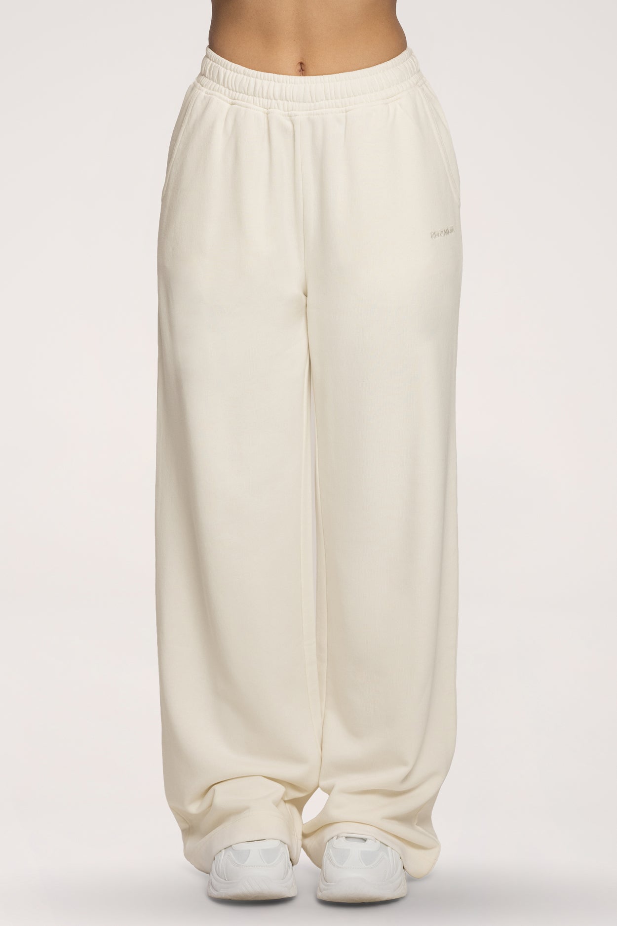 Easy Straight-Leg Sweatpants off white