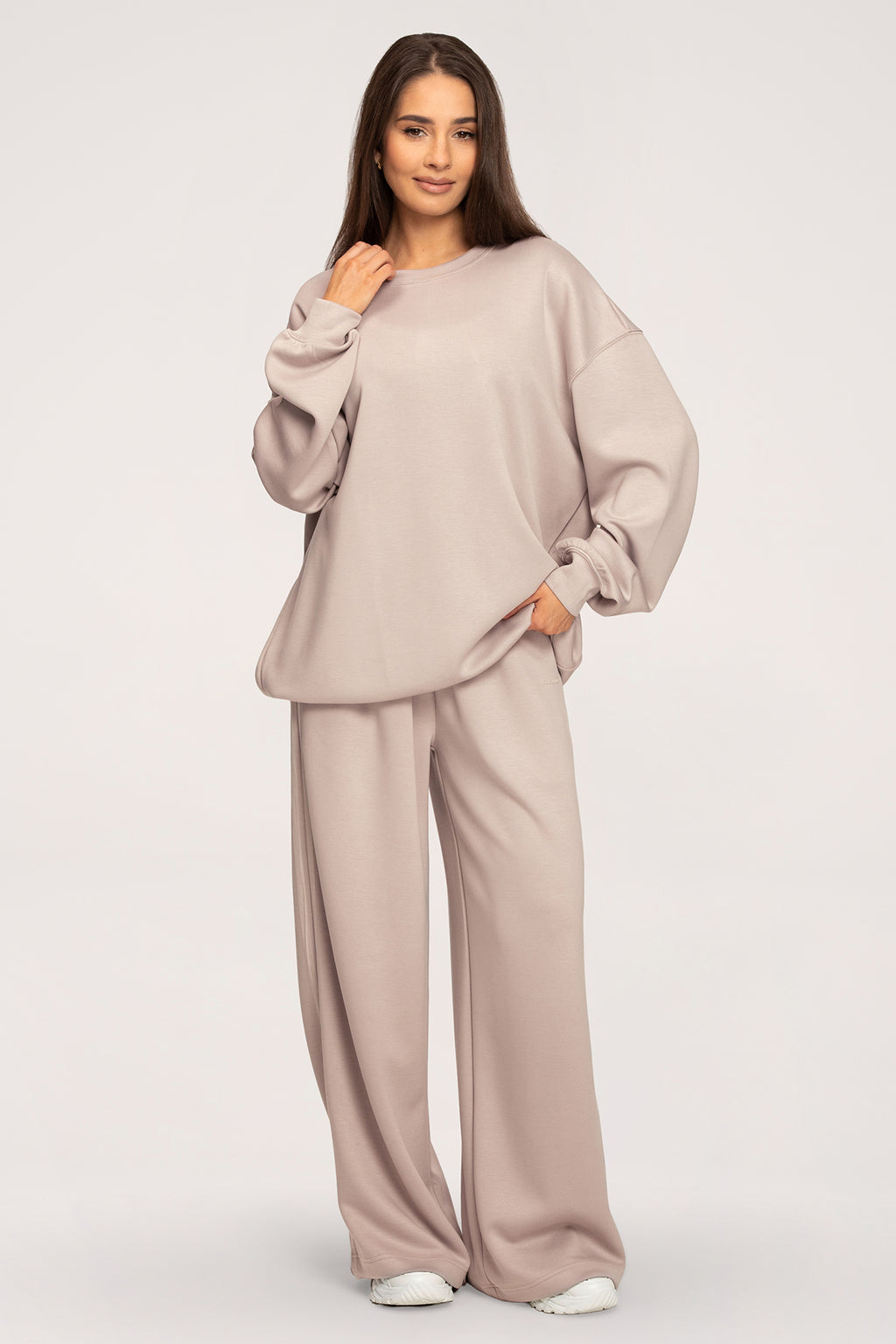 Spodnie dresowe oversize UN1FORM beige