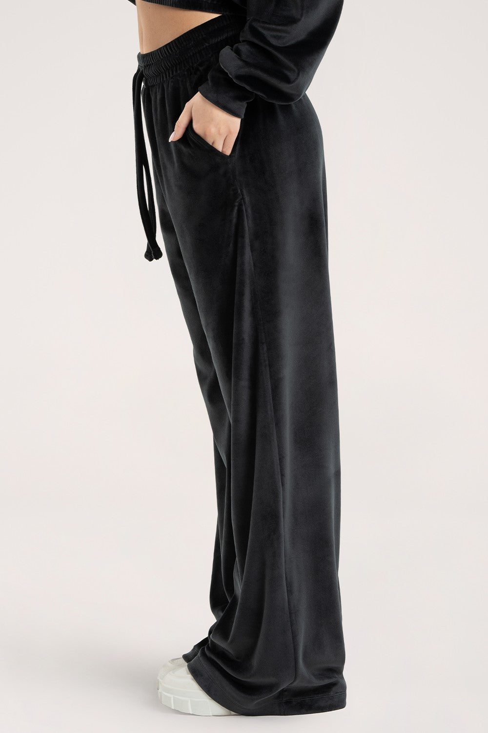 Spodnie dresowe velour black